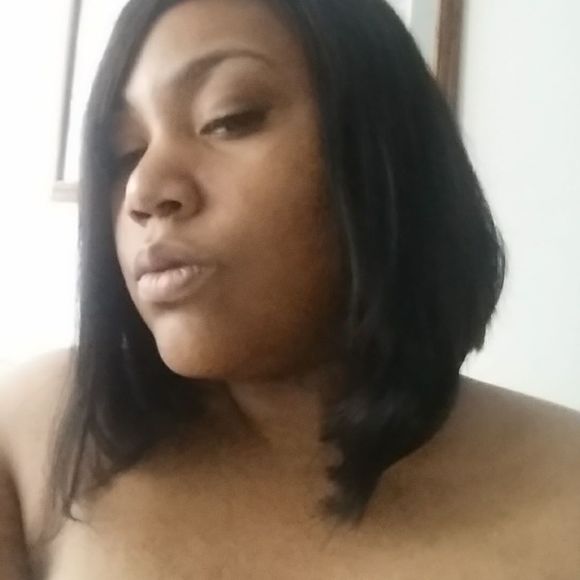 Meet your Posher, Melanie - Picture 1 of 1